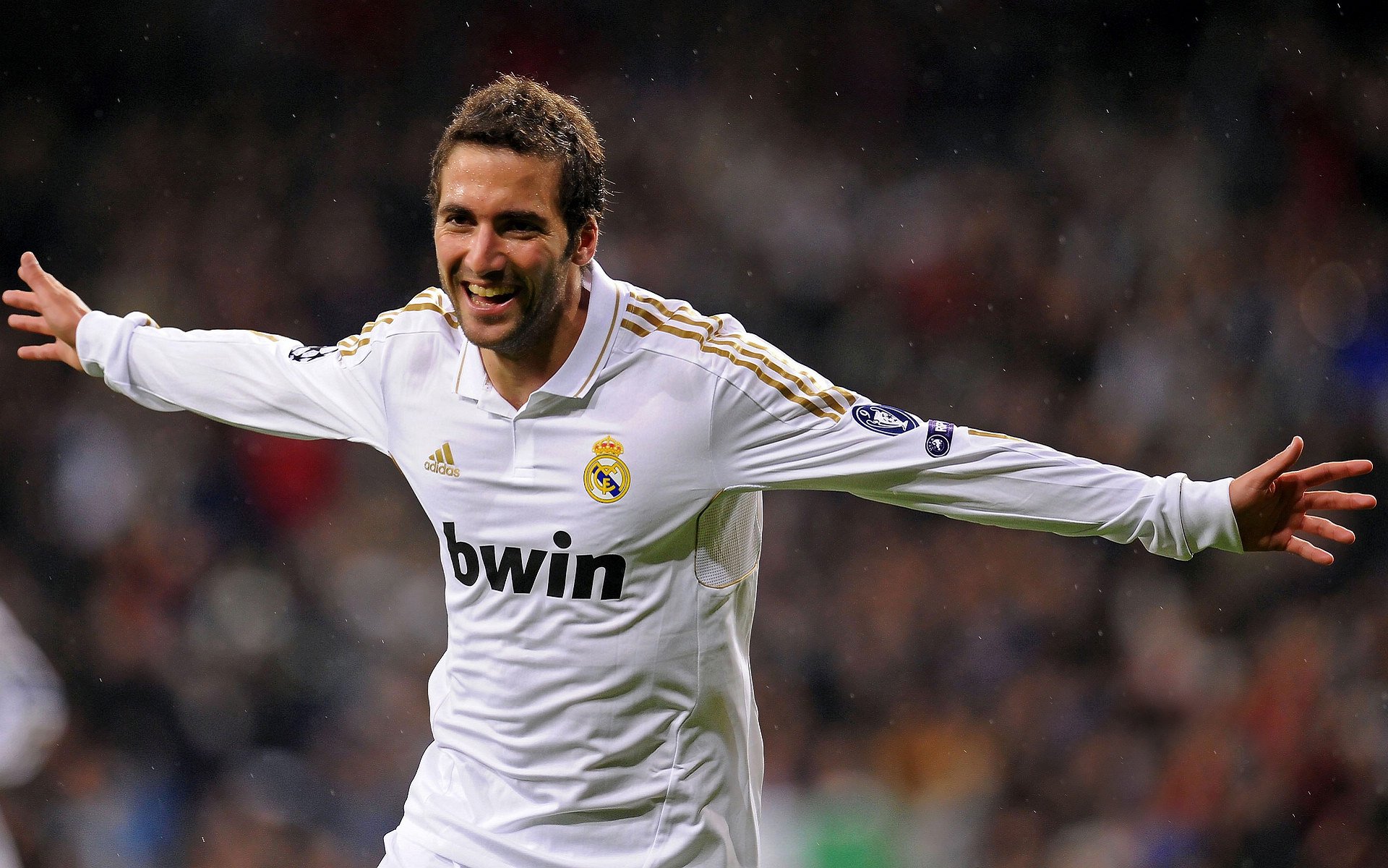 爱游戏中国-本·普劳德蝶泳50米表现燃爆泳池，普劳德游泳